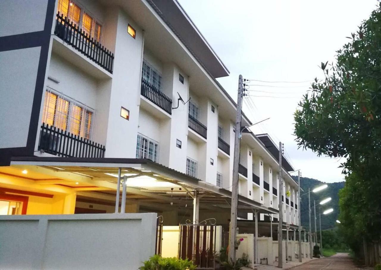 Na Phurua Hostel Екстер'єр фото